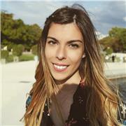 Graduada en historia del arte doy clases particulares de todas las materias de letras en la ESO y especificas en bachillerato